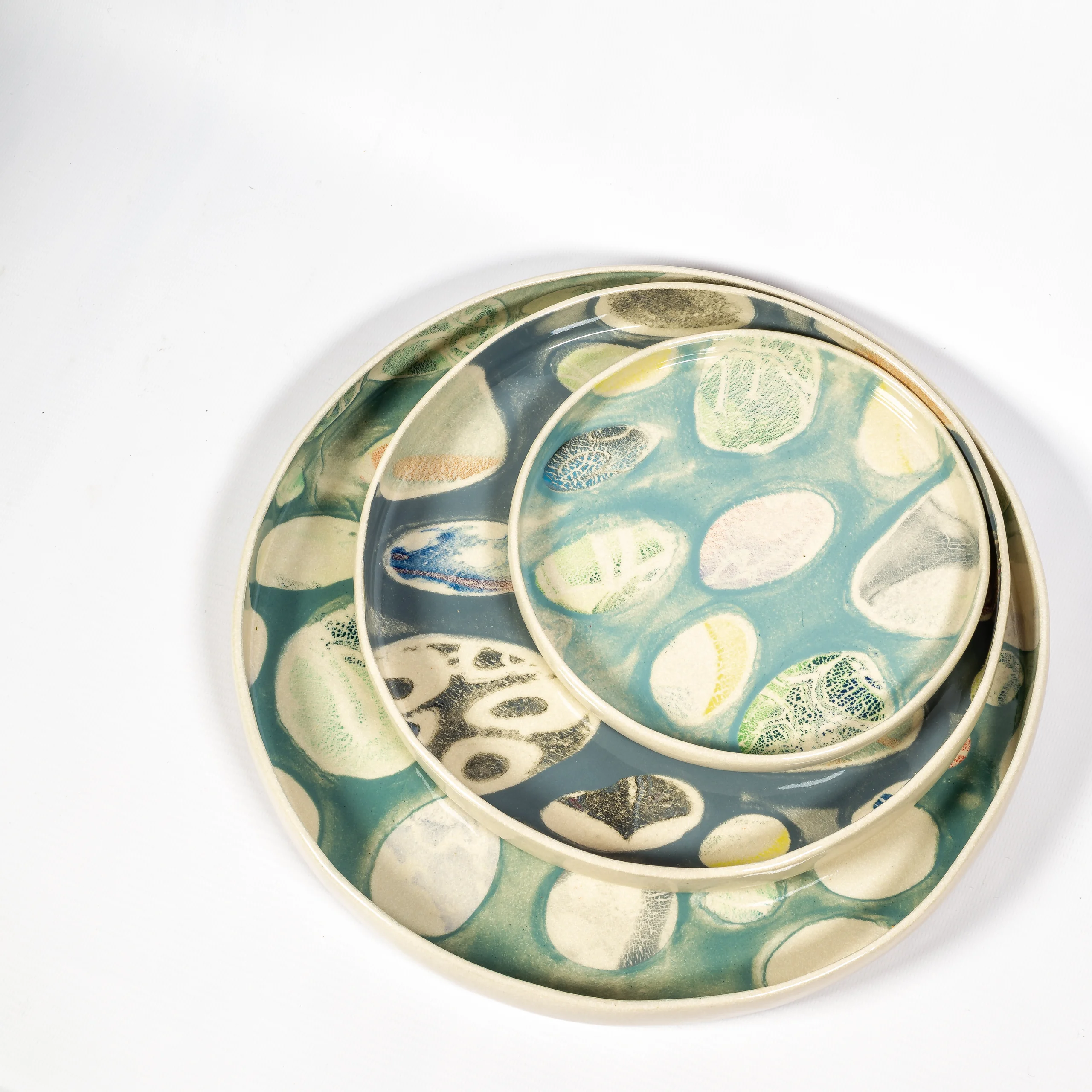 Pebble ceramic side plate (sea blue) - Image 3