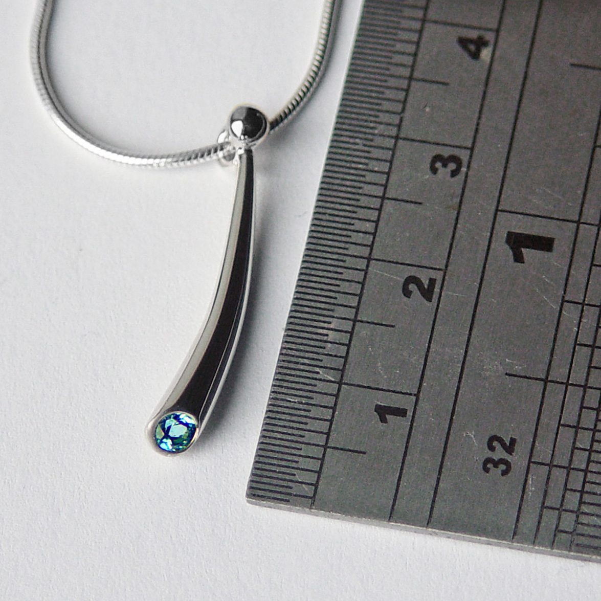 Small Curved Wiggly Pendant - Image 4