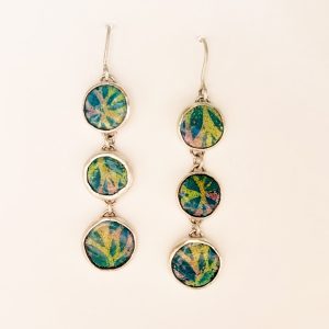 Shadowed leaves drop earrings