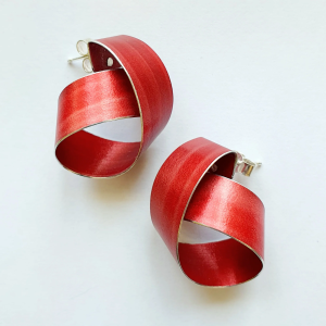 Red Wide Coil Studs